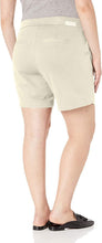 
                        
                          將圖片載入圖庫檢視器 Jag Jeans Women's Plus Size Gracie Pull on 8" Short
                        
                      