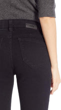 
                        
                          Load image into Gallery viewer, Jag Jeans Women's Coco Skinny Jean
                        
                      