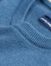 
                        
                          Cargar imagen en el visor de la galería, GANT Lambswool Crew Neck Mens Jumper - JOY2ESpree
                        
                      