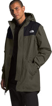 
                        
                          Cargar imagen en el visor de la galería, The North Face Men's City Breeze Rain Parka
                        
                      