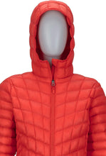 
                        
                          Load image into Gallery viewer, Marmot Women's Featherless Hoody
                        
                      