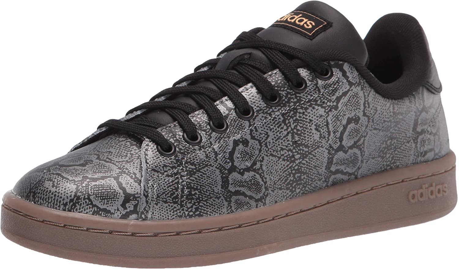 adidas Women's Advantage Tennis Shoes