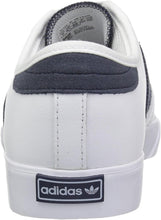 
                        
                          画像をギャラリービューアに読み込む, adidas Originals Unisex-Child Seeley Running Shoe
                        
                      