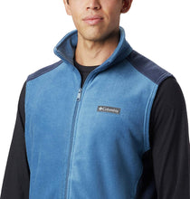 
                        
                          Cargar imagen en el visor de la galería, Columbia mens Steens Mountain Vest
                        
                      