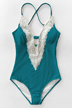 
                        
                          Muat gambar ke penampil Galeri, CUPSHE Fashion Women's Ladies Vintage Lace Bikini Sets Beach Swimwear Bathing Suit
                        
                      