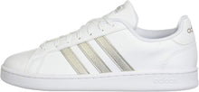 
                        
                          將圖片載入圖庫檢視器 adidas Women's Grand Court Sneaker - JOY2ESpree
                        
                      