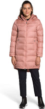 
                        
                          Muat gambar ke penampil Galeri, The North Face Women's Metropolis Insulated Parka III - Long Winter Coat
                        
                      