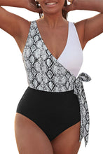 
                        
                          画像をギャラリービューアに読み込む, CUPSHE Women's One Piece Swimsuit Knotted Color Block Bathing Suit
                        
                      