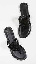 
                        
                          將圖片載入圖庫檢視器 Tory Burch Women's Miller Leather Laser Cut T-Strap Thong Sandal - JOY2ESpree
                        
                      