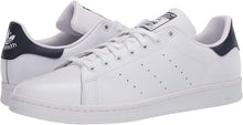 
                        
                          画像をギャラリービューアに読み込む, adidas Originals Men's Stan Smith Sneaker
                        
                      