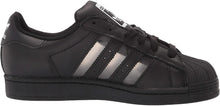 
                        
                          將圖片載入圖庫檢視器 adidas Originals Men's Superstar Shoes - JOY2ESpree
                        
                      