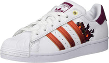 
                        
                          Cargar imagen en el visor de la galería, adidas Originals womens Superstar Shoes
                        
                      