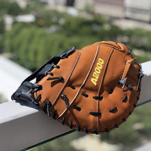 
                        
                          गैलरी व्यूवर में इमेज लोड करें, Wilson A2000 Baseball Glove Series - JOY2ESpree
                        
                      