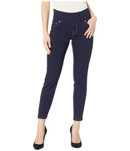 
                        
                          Load image into Gallery viewer, Jag Jeans Women's Ashley Slim Ankle Pull-On Jeans in Twilight
                        
                      