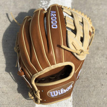 
                        
                          गैलरी व्यूवर में इमेज लोड करें, Wilson A2000 Baseball Glove Series - JOY2ESpree
                        
                      