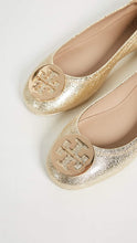 
                        
                          將圖片載入圖庫檢視器 Tory Burch Women's Minnie Travel Ballet Flats
                        
                      