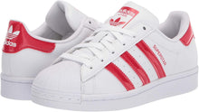 
                        
                          Cargar imagen en el visor de la galería, adidas Originals womens Superstar Shoes
                        
                      