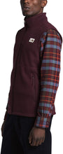 
                        
                          Cargar imagen en el visor de la galería, The North Face Men's Gordon Lyons Vest
                        
                      