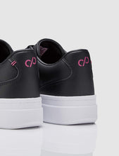 
                        
                          將圖片載入圖庫檢視器 CARE OF by PUMA Women's Leather Platform Court Low-Top Sneakers
                        
                      