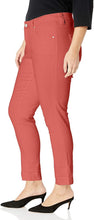 
                        
                          Load image into Gallery viewer, Jag Jeans Women's Plus Size Carter Girlfriend Jean
                        
                      