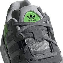 
                        
                          Muat gambar ke penampil Galeri, adidas Men's Strutter Cross Trainer - JOY2ESpree
                        
                      