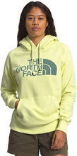 
                        
                          Cargar imagen en el visor de la galería, The North Face Women's Half Dome Hoodie
                        
                      
