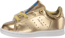 
                        
                          Muat gambar ke penampil Galeri, adidas Originals Unisex-Child Stan Smith Sneaker
                        
                      