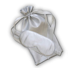 
                        
                          將圖片載入圖庫檢視器 Silk Dreams Sleeping Mask with Pouch - Blackout Night Sleep Mask
                        
                      