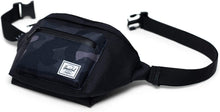 
                        
                          Cargar imagen en el visor de la galería, Herschel Seventeen Waist Pack
                        
                      