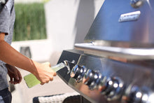 
                        
                          Cargar imagen en el visor de la galería, Cuisinart CGG-888 Grill Stainless Steel Lid 22-Inch Round Outdoor Flat Top Gas, 360° Griddle Cooking Center - JOY2ESpree
                        
                      