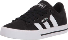 
                        
                          画像をギャラリービューアに読み込む, adidas Kids' Daily 3.0 Skate Shoe
                        
                      