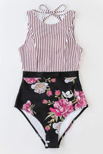 
                        
                          將圖片載入圖庫檢視器 CUPSHE Women's Striped Leafy One Piece Swimsuit
                        
                      