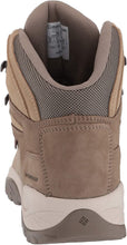 
                        
                          Load image into Gallery viewer, Columbia Women's Newton Ridge Lightweight Waterproof Shoe
                        
                      