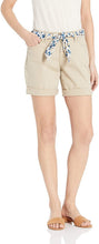 
                        
                          Load image into Gallery viewer, Jag Jeans Women's Carter Girlfriend Belted Short
                        
                      
