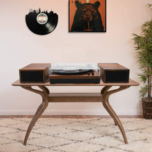 
                        
                          गैलरी व्यूवर में इमेज लोड करें, LP&amp;No.1 Retro Bluetooth Record Player with Stereo External Speakers - JOY2ESpree
                        
                      
