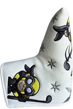 
                        
                          Cargar imagen en el visor de la galería, Yopral Golf Blade Putter Cover Green Headcover for Golf Clubs - JOY2ESpree
                        
                      