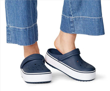 
                        
                          Cargar imagen en el visor de la galería, Crocs Women's Crocband Platform Clog
                        
                      