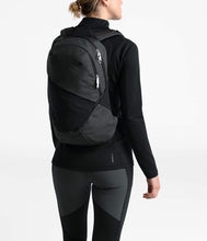 
                        
                          Muat gambar ke penampil Galeri, The North Face Women's Isabella Laptop Backpack - JOY2ESpree
                        
                      