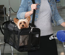 
                        
                          Cargar imagen en el visor de la galería, Sherpa Original Deluxe Airline Approved Pet Carrier, Medium, Black
                        
                      