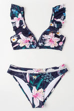 
                        
                          Muat gambar ke penampil Galeri, CUPSHE Women's Orange Floral Bottom Ruffle Hook Closure Bikini Set
                        
                      