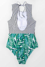 
                        
                          將圖片載入圖庫檢視器 CUPSHE Women's Striped Leafy One Piece Swimsuit
                        
                      