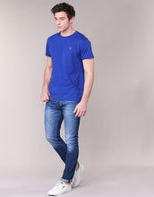 
                        
                          गैलरी व्यूवर में इमेज लोड करें, GANT Men's Cotton Short-Sleeve T-Shirt - JOY2ESpree
                        
                      