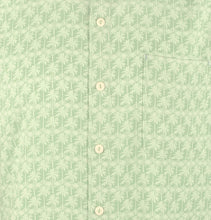 
                        
                          Cargar imagen en el visor de la galería, Tommy Bahama Palms Away Geo Camp Shirt
                        
                      