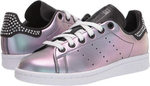 
                        
                          Cargar imagen en el visor de la galería, adidas Originals Women's Stan Smith Sneaker
                        
                      