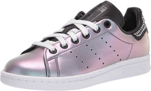 
                        
                          गैलरी व्यूवर में इमेज लोड करें, adidas Originals Juniors Stan Smith Lentic Sneaker
                        
                      