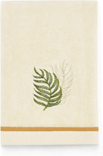 
                        
                          Muat gambar ke penampil Galeri, Tommy Bahama Palmiers Hand Towel, 28 x 16, Ivory
                        
                      