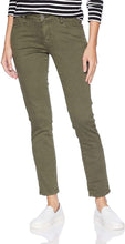 
                        
                          將圖片載入圖庫檢視器 Jag Jeans Women's Carter Girlfriend Jean
                        
                      