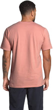 
                        
                          Cargar imagen en el visor de la galería, The North Face Men's Short Sleeve Half Dome Tee
                        
                      