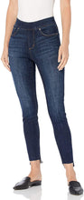 
                        
                          將圖片載入圖庫檢視器 Jag Jeans Women's Maya Skinny Pull on Ankle with Stepped Hem Jean
                        
                      