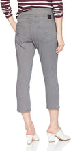 
                        
                          Load image into Gallery viewer, Jag Jeans Women's Petite Peri Straight Pull on Crop
                        
                      